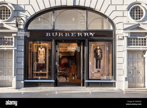 burberry discount store